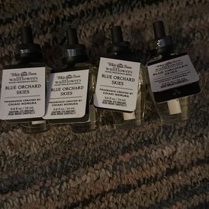 Bath and body works Blue Orchard Skies wallflower refills